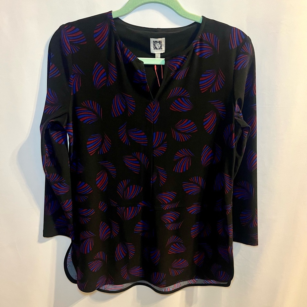 Anne Klein Black Leaf Pattern Blouse Womens Size Small NWT